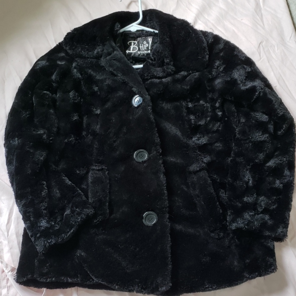 B hip faux fur silky lining size m women's coat